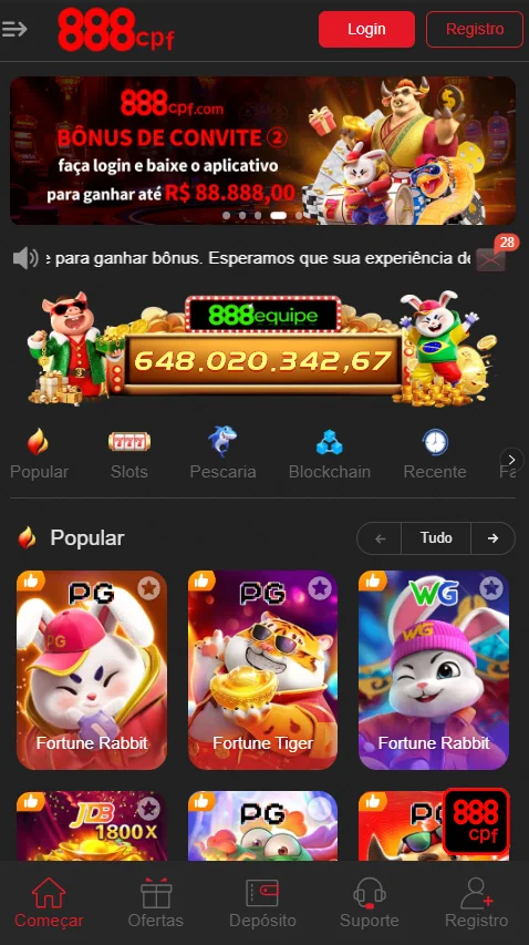 Jogador acessando serviços VIP pelo celular